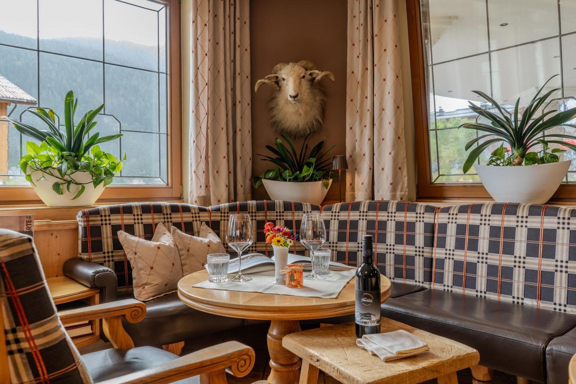 Hotel Neuwirt Brandenberg Экстерьер фото